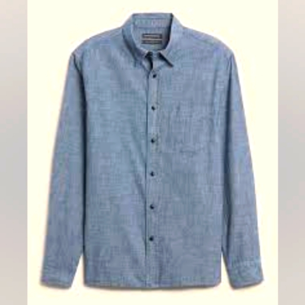Banana Republic Men's Shirt M UntuckedSlim Fit 100% Cotton Long Sleeve  Blue